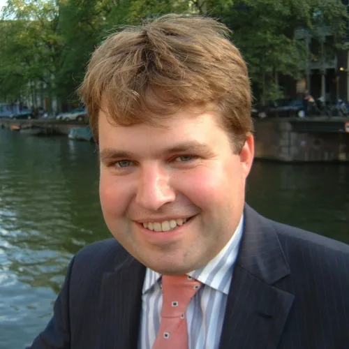 Spreker en dagvoorzitter Gijs Weenink is expert op het gebied van debatteren